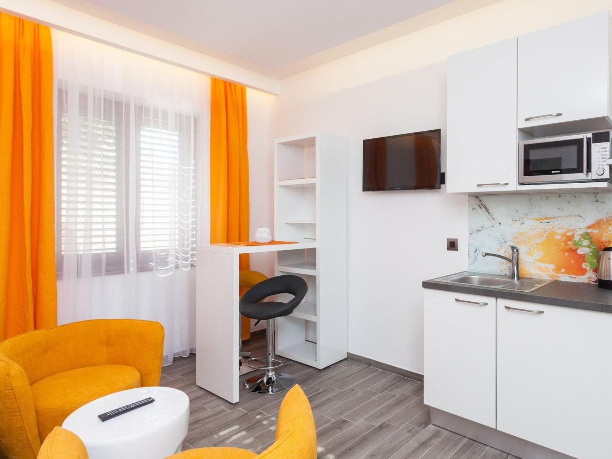 Apartment Peragro - Uti